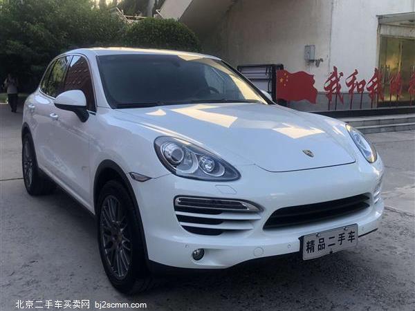  ʱ  2014 Cayenne Platinum Edition 3.0T