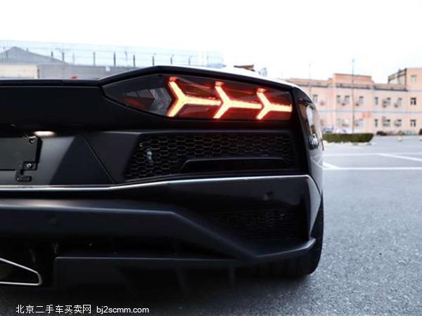   2018 Aventador Aventador S