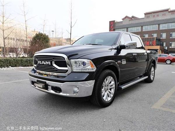  2017 Ram ƤREBEL()5.7L V8 