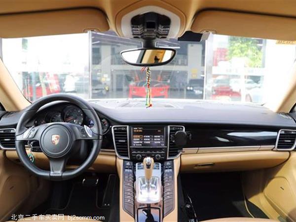  ʱ 2013 Panamera 4 Platinum Edition 3.6L