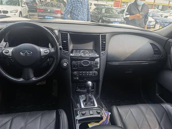 ӢQX70 2013 3.7L ׼