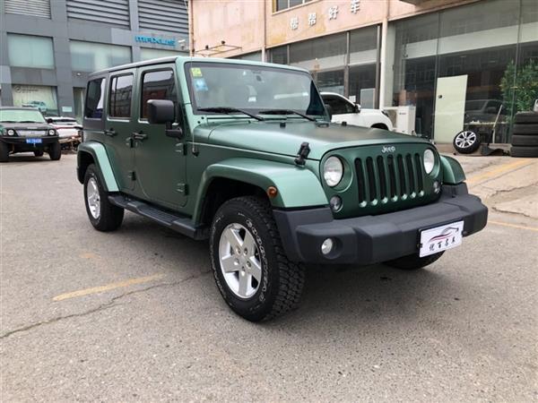  2014 3.0L Sahara Ű