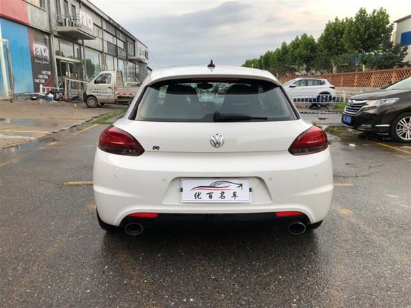 п 2011 R 2.0TSI