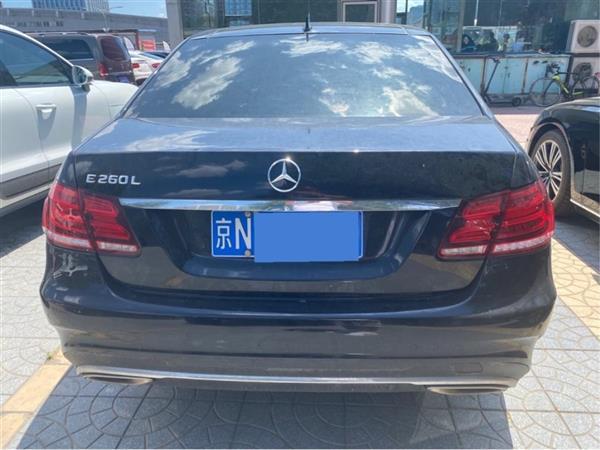 E 2015 Ŀ E 260 L ˶