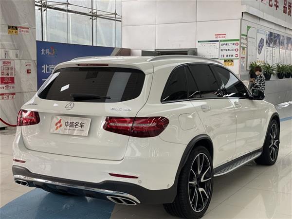 GLC AMG 2017 AMG GLC 43 4MATIC ر