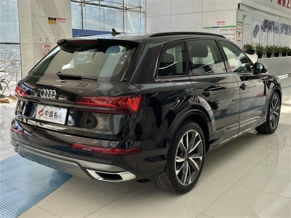 µQ7 2021 55 TFSI quattro S line˶