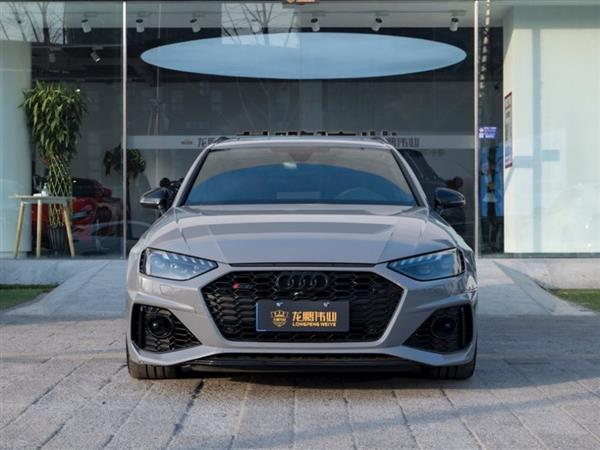 µRS 4 2020 RS 4 2.9T Avant