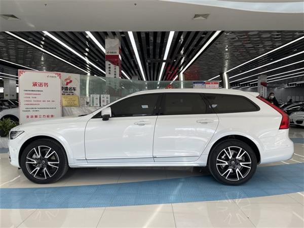 ֶV90 2019 Cross Country T5 AWD  V