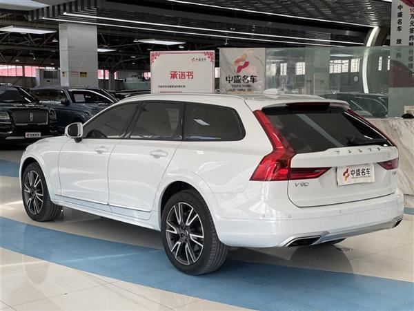 ֶV90 2019 Cross Country T5 AWD  V