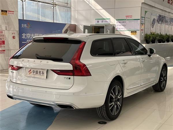 ֶV90 2019 Cross Country T5 AWD  V