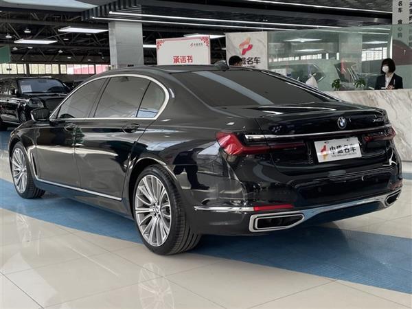 7ϵ 2019 Ŀ 740Li  װ