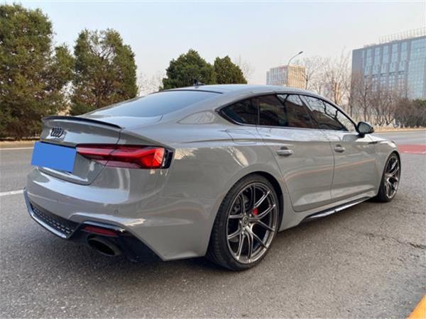 µRS 5 2022 RS 5 2.9T Sportback 