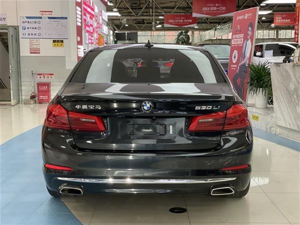 5ϵ 2019 Ŀ 530Li  װ