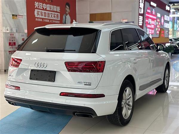 µQ7 2018 40 TFSI S line˶