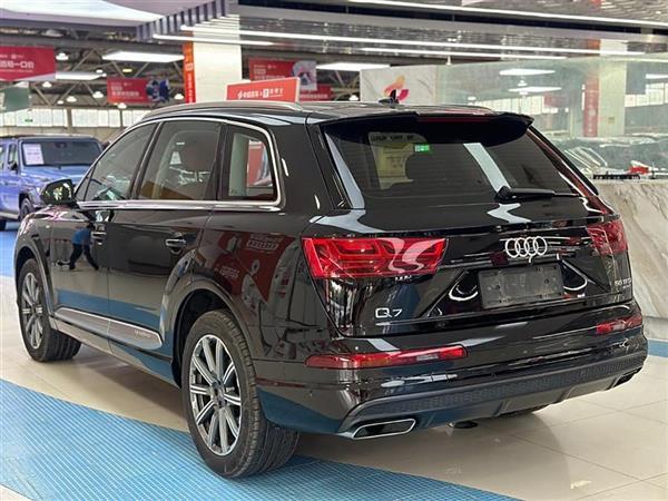 µQ7 2019 55 TFSI 