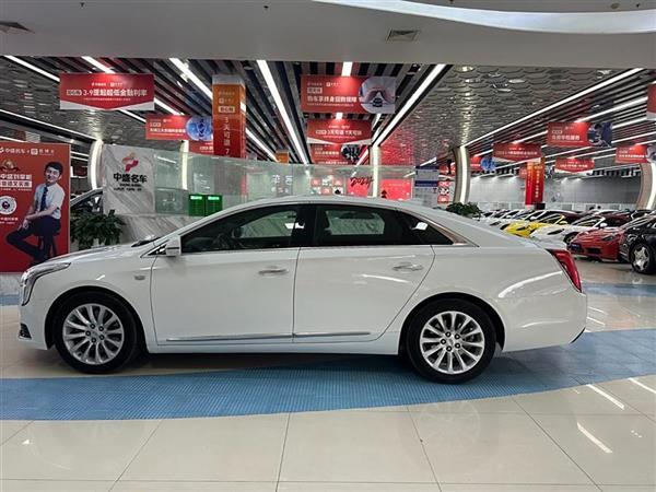 XTS 2018 28T 