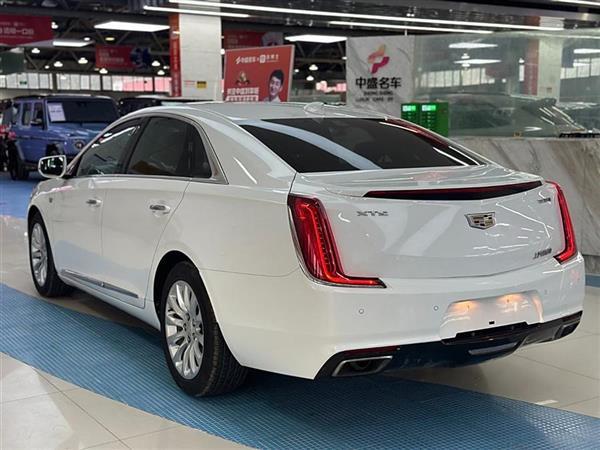 XTS 2018 28T 