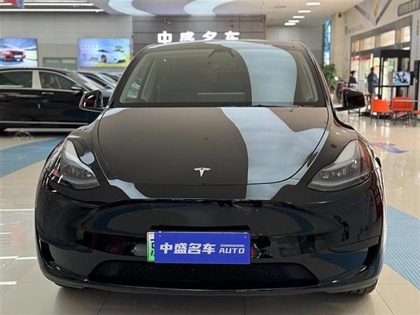 Model Y 2022 