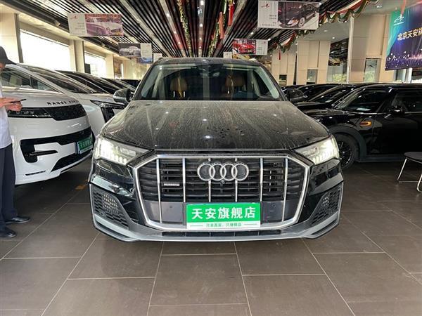 µQ7 2021 55 TFSI quattro S line˶