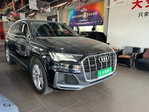 µQ7 2021 55 TFSI quattro S line˶