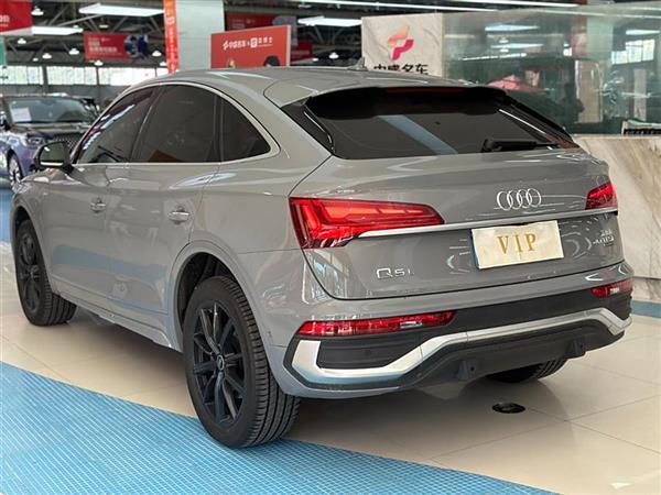 µQ5L Sportback 2022 40 TFSI 