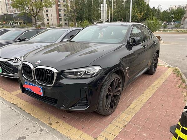 X4 2022  M40i