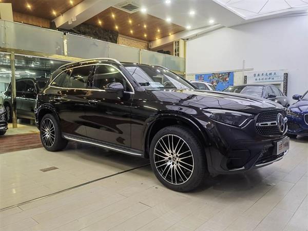 GLC 2023 GLC 300 L 4MATIC  7