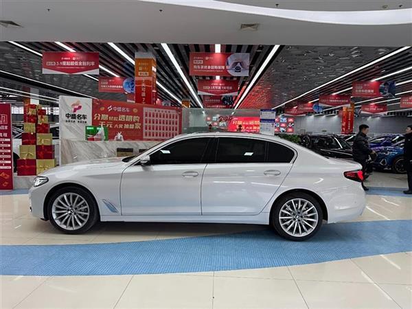 5ϵ 2022 Ŀ 530Li  װ