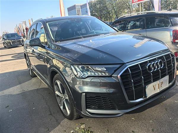 µQ7 2021 55 TFSI quattro S line˶