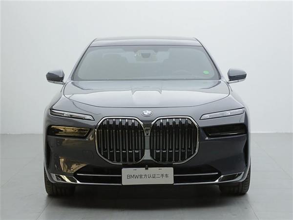 7ϵ 2023 740Li  M˶װ