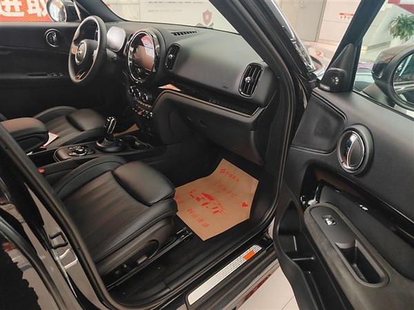 MINI COUNTRYMAN 2023 2.0T COOPER S ALL4 ر