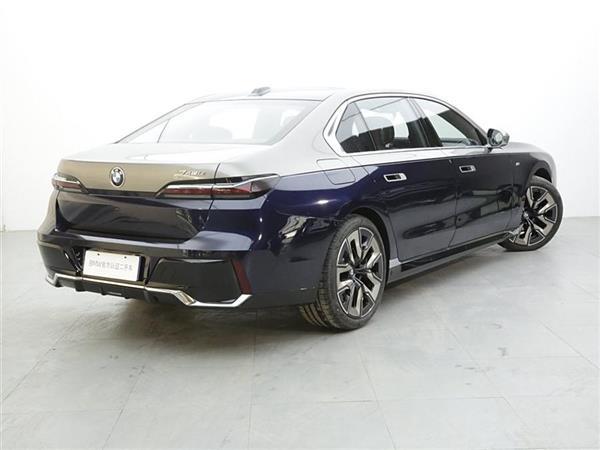 7ϵ 2023 740Li  M˶װ