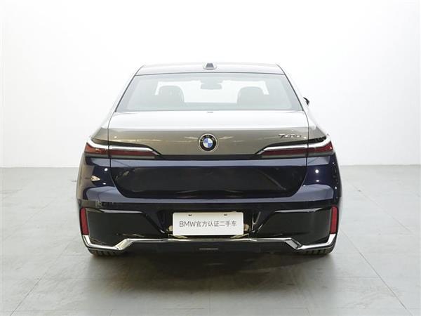 7ϵ 2023 740Li  M˶װ