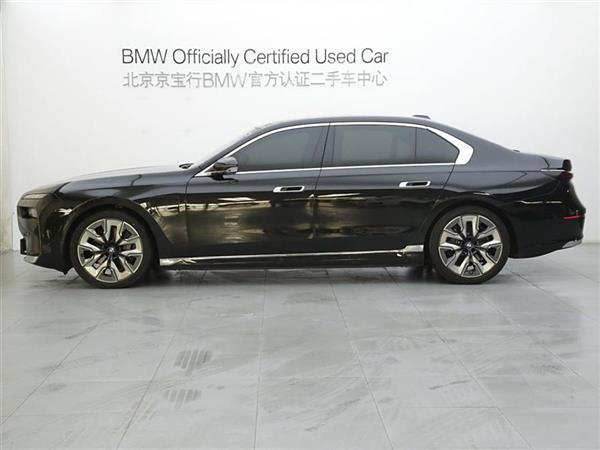 i7 2023 xDrive60L װ