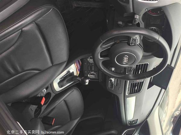 µQ3 2013 35 TFSI quattro 