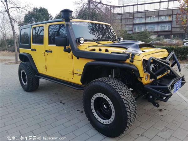 Jeep  2015 3.0L  Sahara