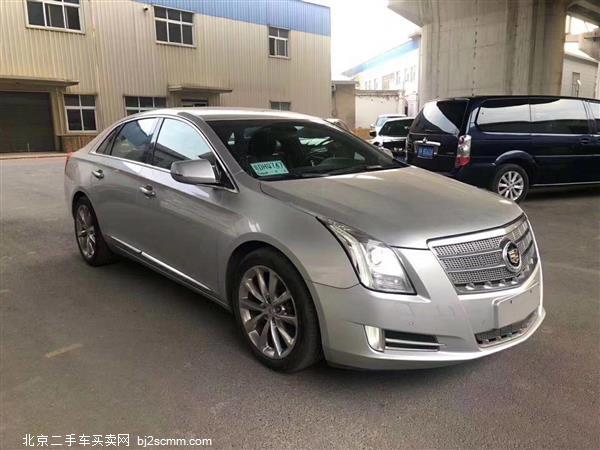 XTS 2015 28T 