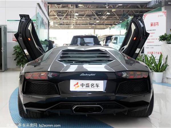   Aventador 2011 LP 700-4